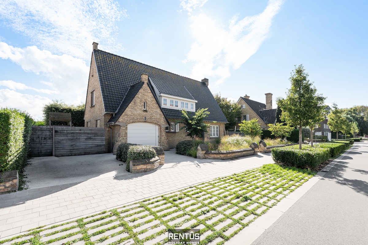 3-beaufort - For 12 guests with garden, petanque and playground